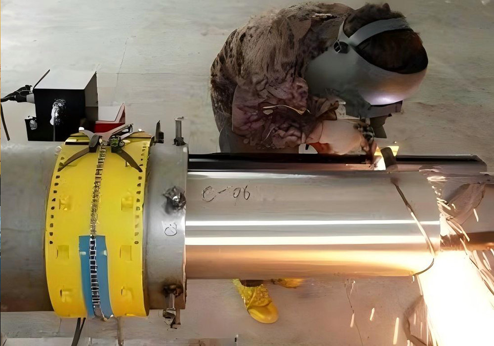 抛物线形件的加工工艺方案及模具设计的原则